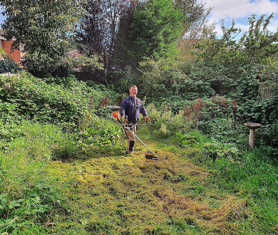 Garden Clearance, Garden Tidy Up - Lee's Garden Services